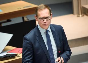 Berlins SPD-Chef Michael Müller sieht in der Europawahl im kommenden Mai ei... weiterlesen