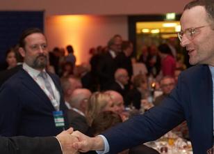 Der Kandidat für den CDU-Vorsitz, Jens Spahn, sieht in der Flüchtlingsfrage... weiterlesen