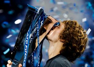 Nach seinem Coup bei der ATP-WM startete Alexander Zverev in eine lange Lon... weiterlesen