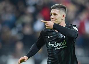 Eintracht Frankfurts Torjäger Luka Jovic wird nach übereinstimmenden Medien... weiterlesen