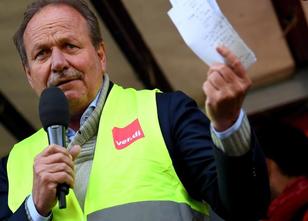 Verdi-Chef Frank Bsirske unterstützt den Vorstoß der SPD-Vorsitzenden Andre... weiterlesen