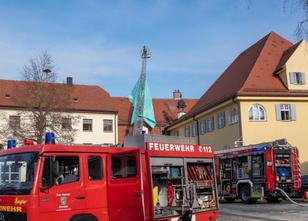 Im Schloss Emersacker im Landkreis Augsburg ist es am Montagmorgen zu einem... weiterlesen