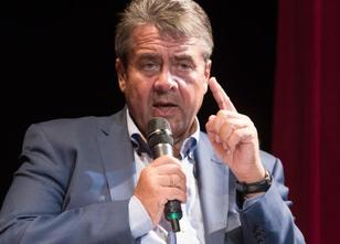 Der frühere Außenminister Sigmar Gabriel (SPD) hat den kompletten Stopp der... weiterlesen