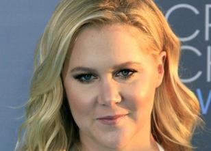 Die US-Schauspielerin Amy Schumer (37, weiterlesen