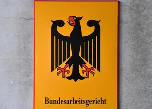 Gewerkschaften dürfen unter bestimmten Bedingungen auf dem Betriebsgelände ... weiterlesen