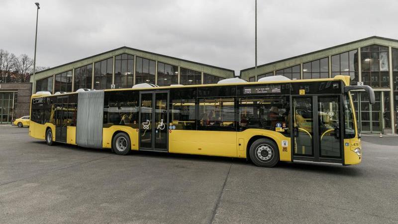 BVG sieht sich mit neuen Bussen auf "Höhe der Zeit" Ein neuer Bus der BVG