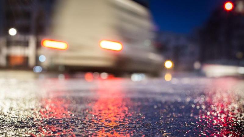 Schneefälle sorgen für etliche Unfälle Glatteis