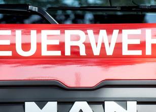 Eine Garage mit vier Motorrädern einer Fahrschule ist in Kelbra (Landkreis ... weiterlesen