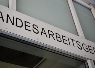 Über die fristlose Kündigung einer Professorin der Hochschule Niederrhein v... weiterlesen