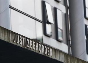 Wegen Schüssen auf den Freund seiner Tochter steht ein 44-Jähriger von heut... weiterlesen