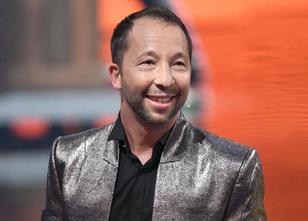 Der Schweizer Musiker DJ BoBo ( weiterlesen