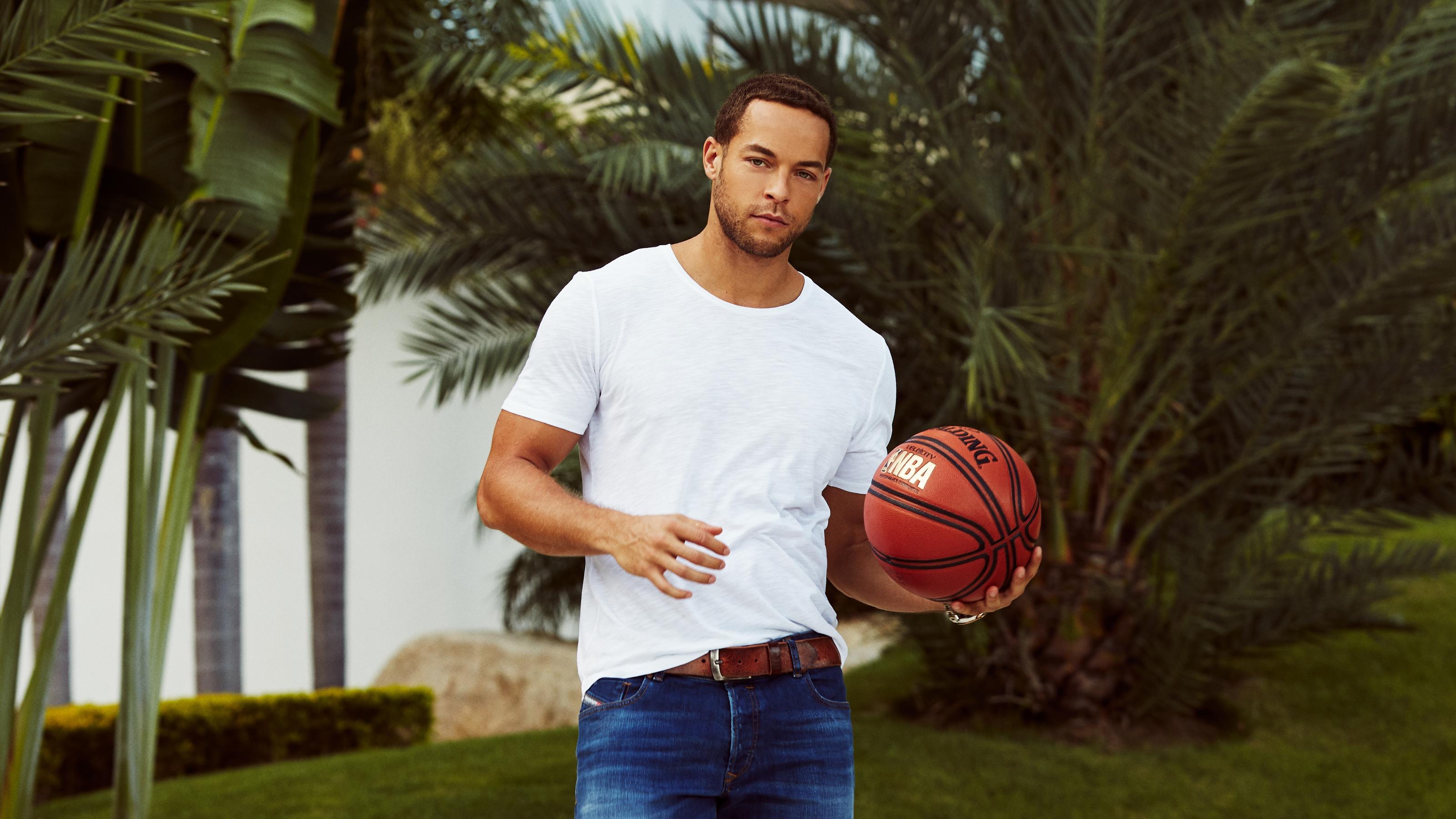 Der Bachelor 2019: Andrej Mangold sucht in Mexiko das große Liebesglück Bachelor Andrej ist Profi-Basketballer