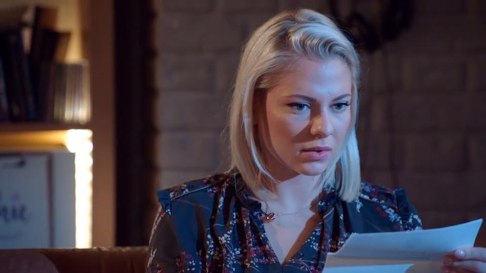 GZSZ: Schock für Sunny - sie bekommt das Ergebnis ihrer Bachelorarbeit GZSZ: Schlechte Nachrichten für Sunny