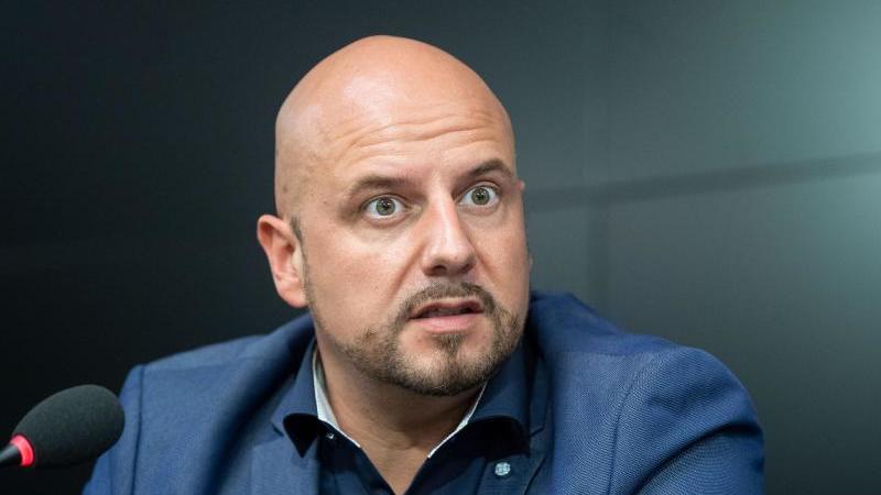 AfD-Abgeordneter ruft zu Demo gegen Migrationspakt auf Stefan Räpple