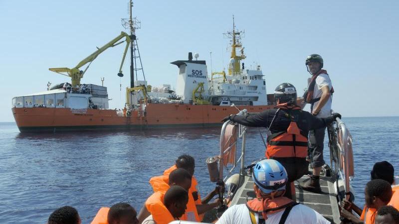 Rettungseinsatz der "Aquarius" im Mittelmeer am Ende Seenotretter im Mittelmeer
