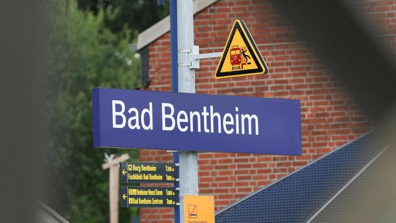 Bentheimer können wieder durch die Tür zum Gleis Bahnhof Bad Bentheim