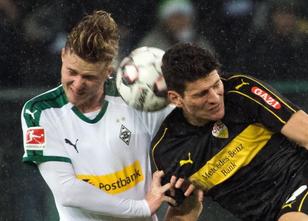 Borussia Mönchengladbach bleibt erster Verfolger von Spitzenreiter Borussia... weiterlesen