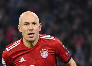 Fußball-Profi Arjen Robben vom Rekordmeister FC Bayern München wird seine K... weiterlesen