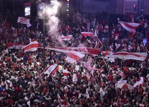 Ohne die befürchteten Krawalle haben die Fans von River Plate Buenos Aires ... weiterlesen