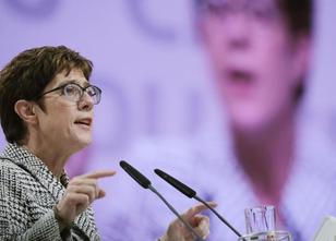 Die große Koalition ringt weiter um einen Kompromiss im Streit über das Wer... weiterlesen