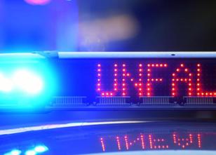 Ein 80-jähriger Autofahrer ist am Dienstag beim Überholen mit seinem Wagen ... weiterlesen