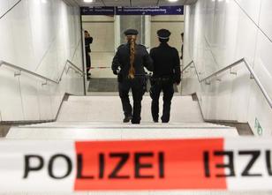 Im Prozess um die tödliche Messerattacke auf eine Mutter und ihre kleine To... weiterlesen