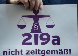 Im Streit um den umstrittenen Paragrafen 219a zum Werbeverbot für Schwanger... weiterlesen
