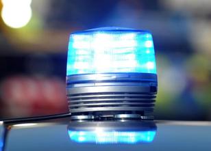 In Oranienburg (Oberhavel) hat ein 25-Jähriger zwei Polizisten unter einem ... weiterlesen