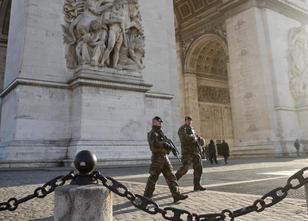Mit Tausenden Sicherheitskräften rüstet sich Frankreich für ein weiteres Pr... weiterlesen