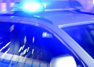 Ein Betrunkener hat bei einem Unfall in Schmiedefeld am Rennsteig (Ilm-Krei... weiterlesen