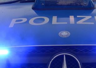 In einem Dortmunder Einkaufszentrum haben Unbekannte einen Böller gezündet ... weiterlesen