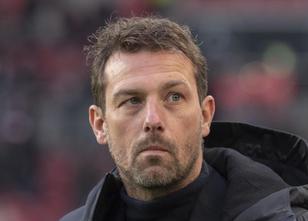 Der FC Schalke 04 wird von Markus Weinzierls früherem Berater wegen einer a... weiterlesen