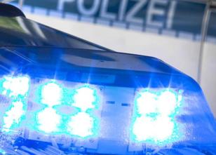 Gleich zwei Lastwagen hat die Berliner Polizei am Samstag wegen diverser Pr... weiterlesen