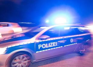 Die Polizei hat den Dieb eines Luxuswagens in einem Waldstück bei Angermünd... weiterlesen