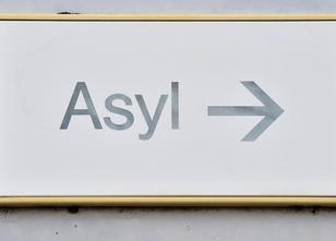 Asylbewerber, für die ein anderes europäisches Land zuständig ist, sollen n... weiterlesen