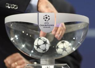 Gespannt gehen die Blicke von fünf Fußball-Bundesligisten am Montag nach Ny... weiterlesen
