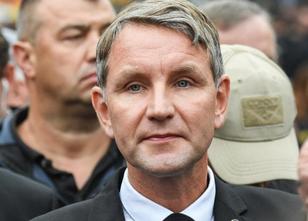 Die Staatsanwaltschaft Chemnitz leitet gegen den Thüringer AfD-Fraktionsche... weiterlesen
