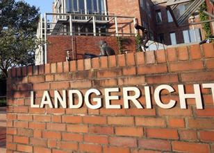 Nach einer anonymen Bombendrohung ist am Montag das Itzehoer Landgericht ge... weiterlesen