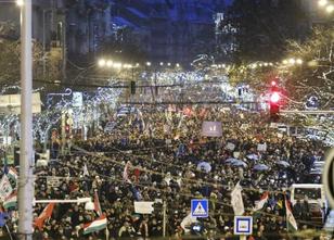 Die seit Tagen anhaltenden Proteste gegen die Regierung des rechtsnationale... weiterlesen