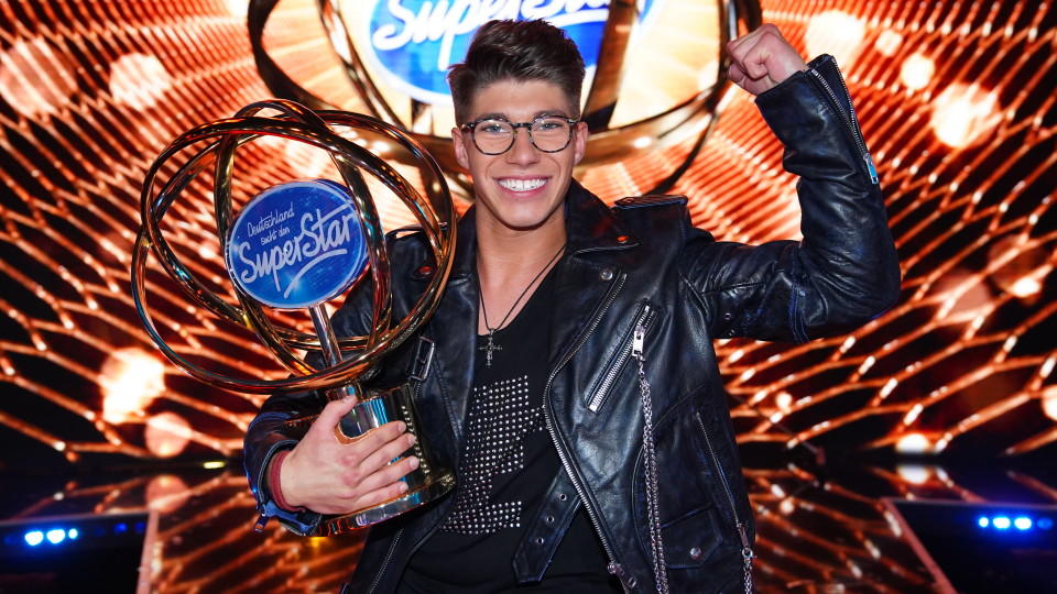 Davin Herbrüggen ist Deutschlands neuer Superstar Davin Herbrüggen hat die 16. DSDS-Staffel gewonnen.