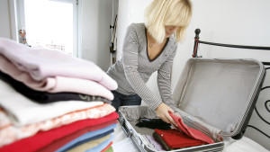 Mann anziehen: Dem Partner Kleidung kaufen? Mann anziehen: Dem Partner Kleidung kaufen?