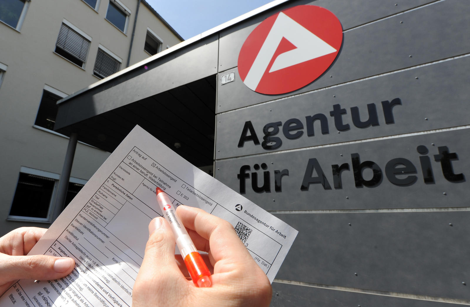 Arbeitslosengeld immer öfter gesperrt: "Druck auf Arbeitslose wird erhöht" Arbeitslosengeld immer öfter gesperrt: "Druck auf Arbeitslose wird erhöht"