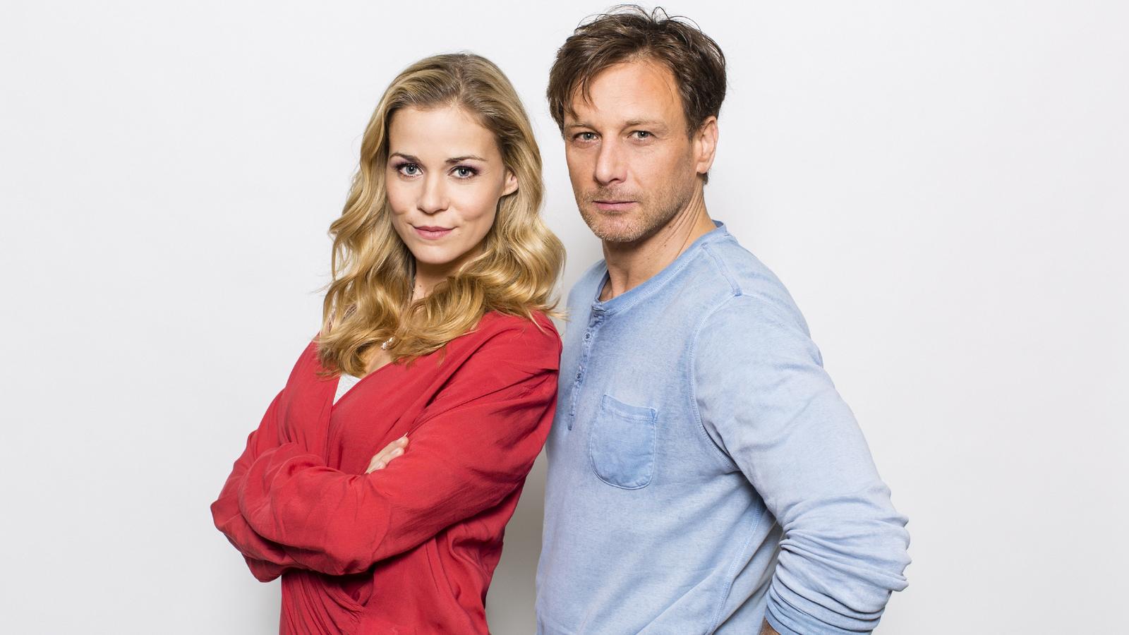 Der Lehrer: Fünfte Staffel mit Stefan Vollmer und Karin Noske ab dem 5. Januar 2017 Stefan Vollmer (Hendrik Duryn) und Karin Noske (Jessica Ginkel)
