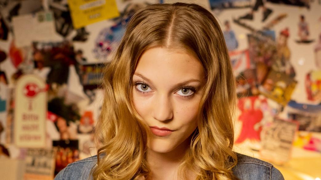 Magda macht das schon!: Charlotte Krause spielt Leah Holtkamp Charlotte Krause als Leah Holtkamp in "Magda macht das schon!"