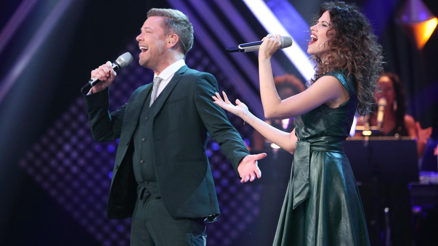 IT TAKES 2: Hana Nitsche wird von dem Publikum ins Aus gewählt Model Hana Nitsche und Profisänger Tom Gaebel bei "IT TAKES 2"