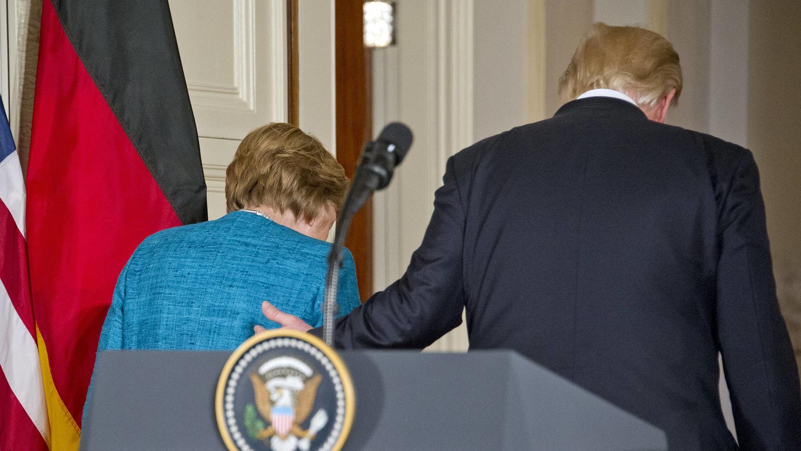 Trump-Sprecher: Präsident hat Merkels Handschlag-Frage wohl überhört Donald Trump und Angela Merkel