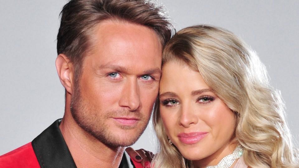 Das Sommerhaus der Stars 2017: Saskia Atzerodt und Nico Schwanz holen den Titel "DAS Promipaar 2017" Model und Sänger Nico Schwanz und Ex-"Bachelor"-Kandidatin Saskia Atzerodt kämpfen um den Titel "Promipaar 2017".