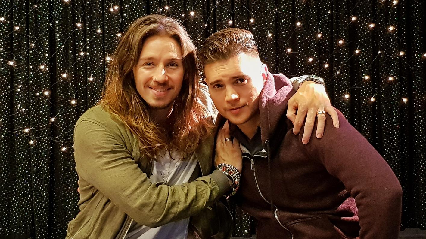 AWZ: Gil Ofarim tritt im "A 40" auf Gil Ofarim und Bela Klentze zusammen bei AWZ.