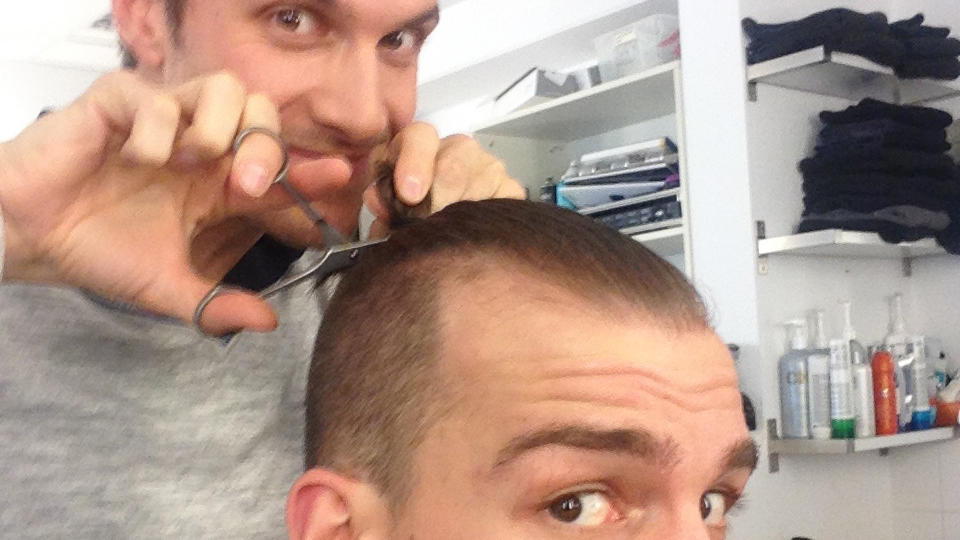GZSZ: Eric Stehfest hat die Haare ab GZSZ: Eric Stehfest und Thaddäus Meilinger