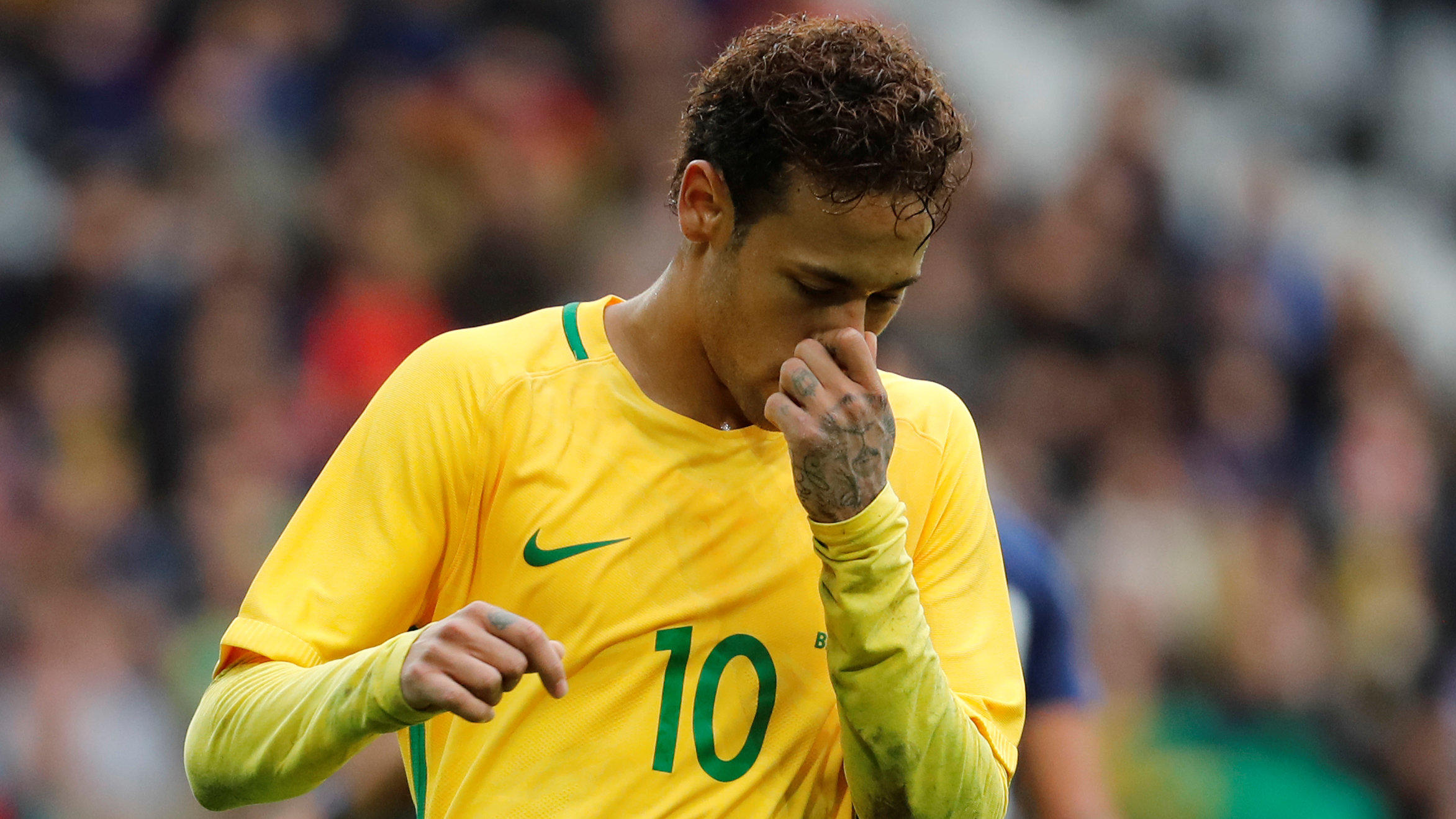 Unter Tränen; Superstar Neymar schimpft auf Fake News Soccer Football - International Friendly - Brazil vs Japan - Stade Pierre-Mauroy, Lille, France - November 10, 2017 Brazil’s Neymar reacts REUTERS/Yves Herman